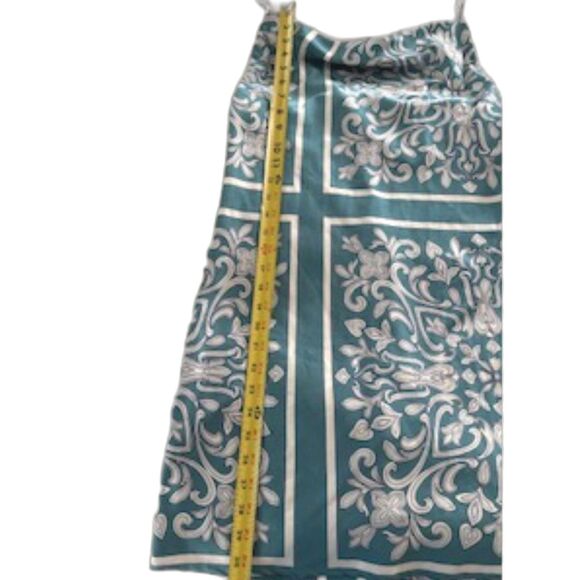 Forever 21 Satin Teal Slip Cowl Neck Mini Scarf Print Dress Size M - Picture 11 of 11